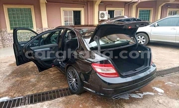 Buy Used Mercedes-Benz E200 Black Car in Accra in Greater Accra Buy Used Mercedes-Benz E200 Black Car in Accra in Greater Accra