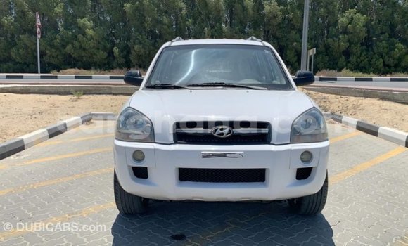 Ra Imported Hyundai Tucson funfun Ọkọ̀ in Import - Dubai ni Ashanti Ra Imported Hyundai Tucson funfun Ọkọ̀ in Import - Dubai ni Ashanti