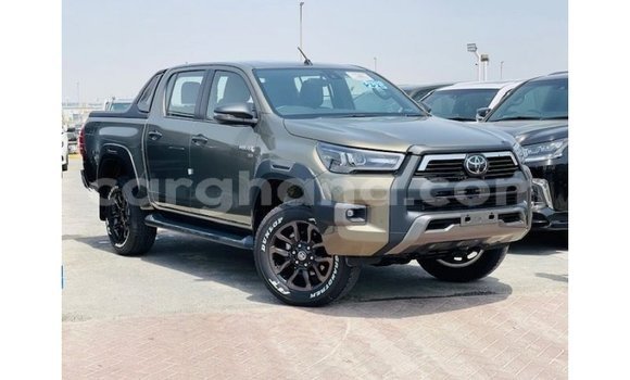 Buy Import Toyota Hilux Green Car in Import - Dubai in Ashanti Buy Import Toyota Hilux Green Car in Import - Dubai in Ashanti
