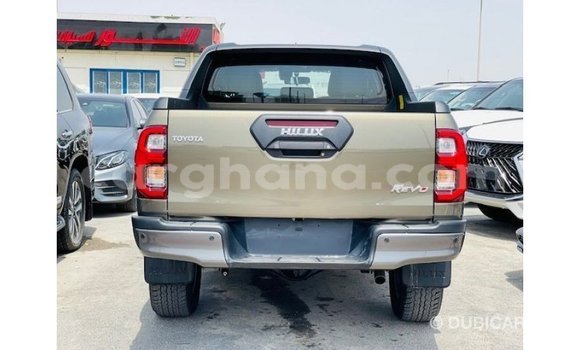 Buy Import Toyota Hilux Green Car in Import - Dubai in Ashanti Buy Import Toyota Hilux Green Car in Import - Dubai in Ashanti