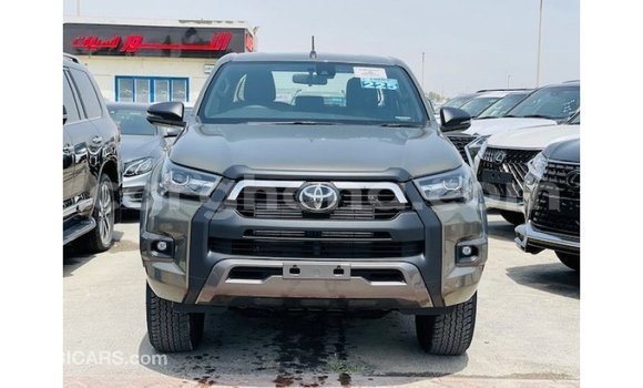 Buy Import Toyota Hilux Green Car in Import - Dubai in Ashanti Buy Import Toyota Hilux Green Car in Import - Dubai in Ashanti