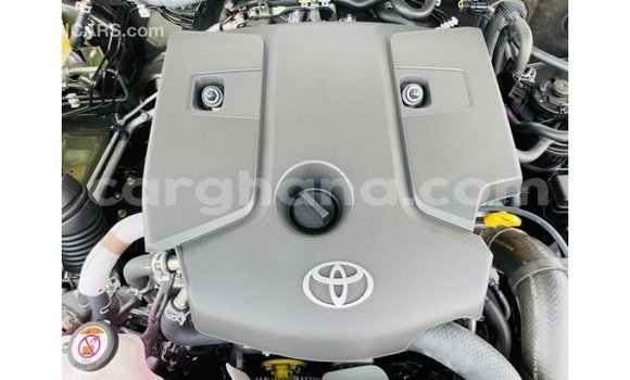 Buy Import Toyota Hilux Green Car in Import - Dubai in Ashanti Buy Import Toyota Hilux Green Car in Import - Dubai in Ashanti