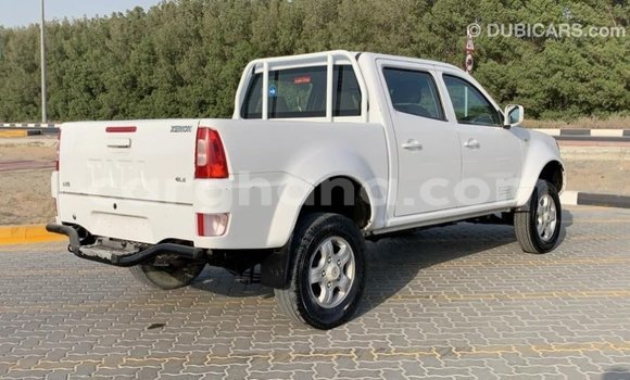 Sayi Imported Tata Xenon White Mota in Import - Dubai a Ashanti Sayi Imported Tata Xenon White Mota in Import - Dubai a Ashanti