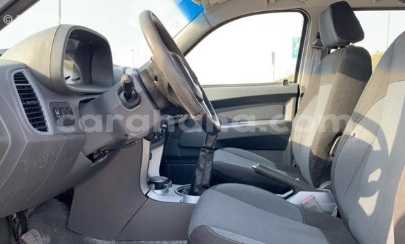 Sayi Imported Tata Xenon White Mota in Import - Dubai a Ashanti Sayi Imported Tata Xenon White Mota in Import - Dubai a Ashanti