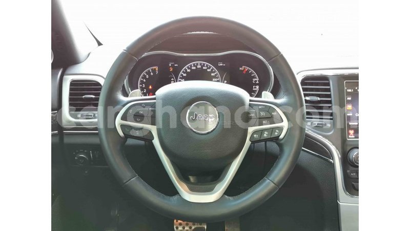 Big with watermark jeep grand cherokee ashanti import dubai 27562