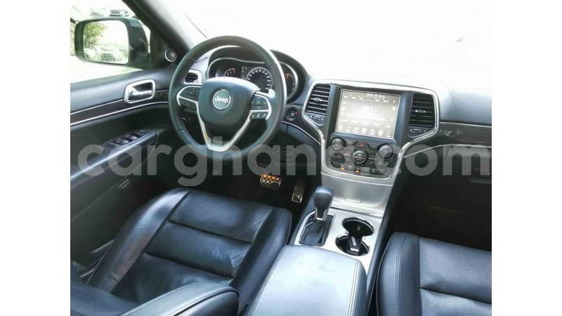 Big with watermark jeep grand cherokee ashanti import dubai 27562