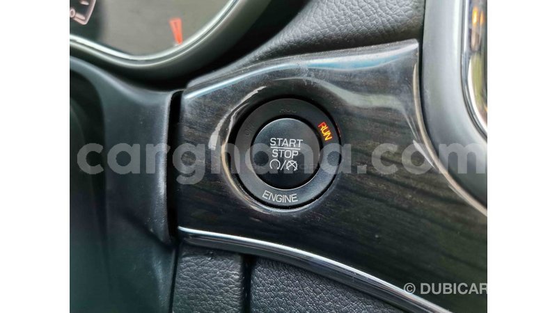 Big with watermark jeep grand cherokee ashanti import dubai 27562