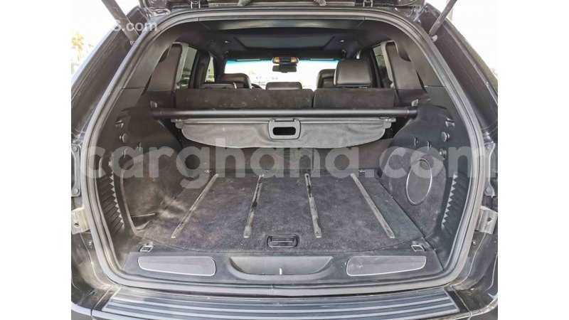 Big with watermark jeep grand cherokee ashanti import dubai 27562