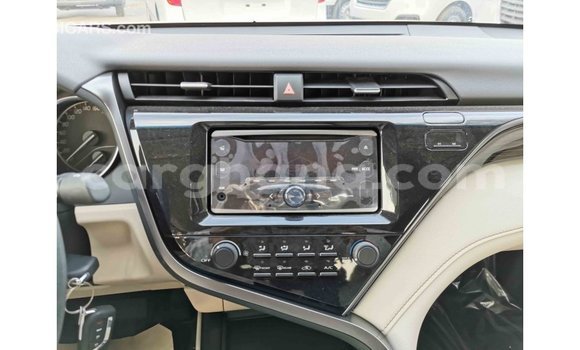 Buy Import Toyota Camry White Car in Import - Dubai in Ashanti Buy Import Toyota Camry White Car in Import - Dubai in Ashanti