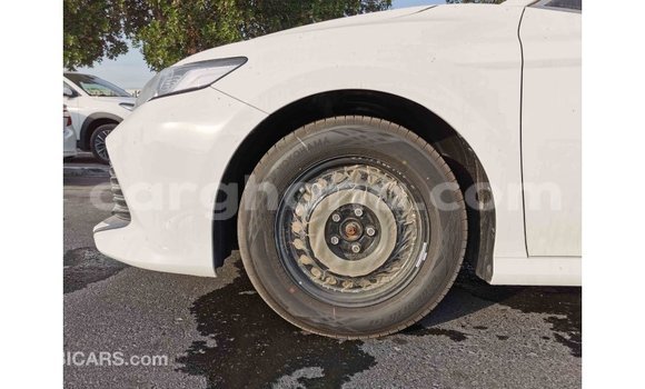 Buy Import Toyota Camry White Car in Import - Dubai in Ashanti Buy Import Toyota Camry White Car in Import - Dubai in Ashanti