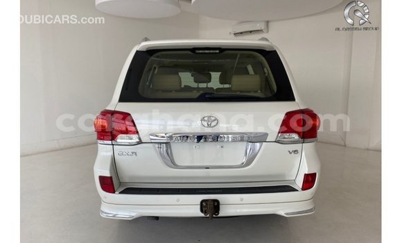 Sayi Imported Toyota Land Cruiser White Mota in Import - Dubai a Ashanti Sayi Imported Toyota Land Cruiser White Mota in Import - Dubai a Ashanti