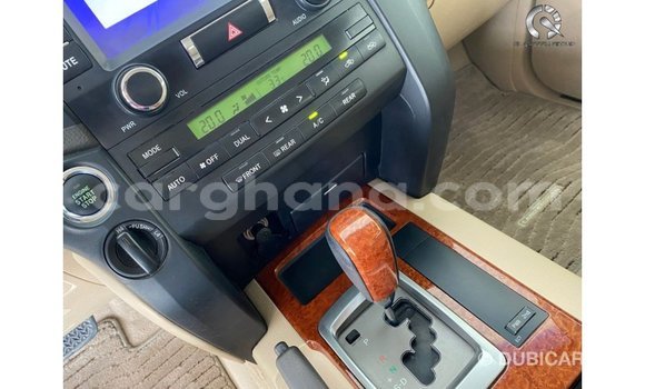 Sayi Imported Toyota Land Cruiser White Mota in Import - Dubai a Ashanti Sayi Imported Toyota Land Cruiser White Mota in Import - Dubai a Ashanti