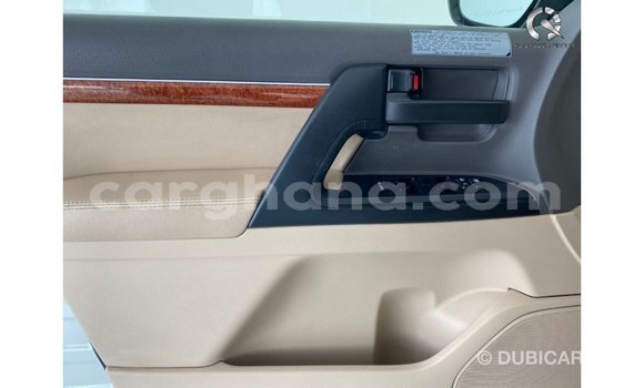 Sayi Imported Toyota Land Cruiser White Mota in Import - Dubai a Ashanti Sayi Imported Toyota Land Cruiser White Mota in Import - Dubai a Ashanti