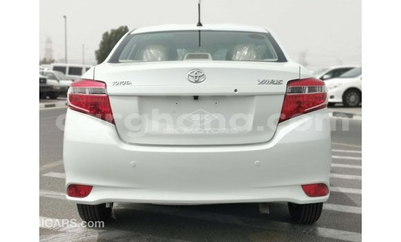 Sayi Imported Toyota Yaris White Mota in Import - Dubai a Ashanti Sayi Imported Toyota Yaris White Mota in Import - Dubai a Ashanti