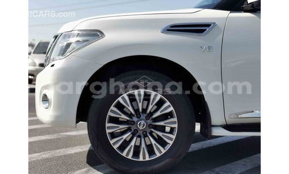 Ra Imported Nissan Patrol funfun Ọkọ̀ in Import - Dubai ni Ashanti Ra Imported Nissan Patrol funfun Ọkọ̀ in Import - Dubai ni Ashanti