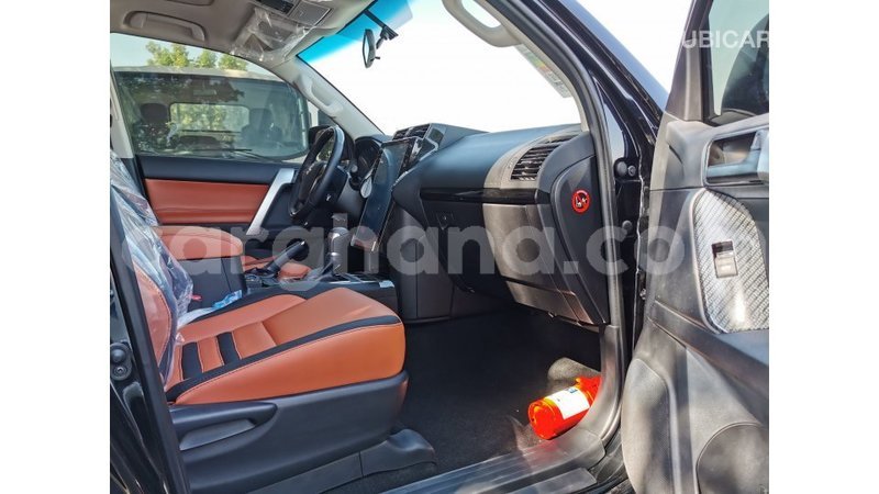 Big with watermark toyota prado ashanti import dubai 27657