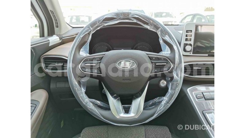 Big with watermark hyundai santa fe ashanti import dubai 27682