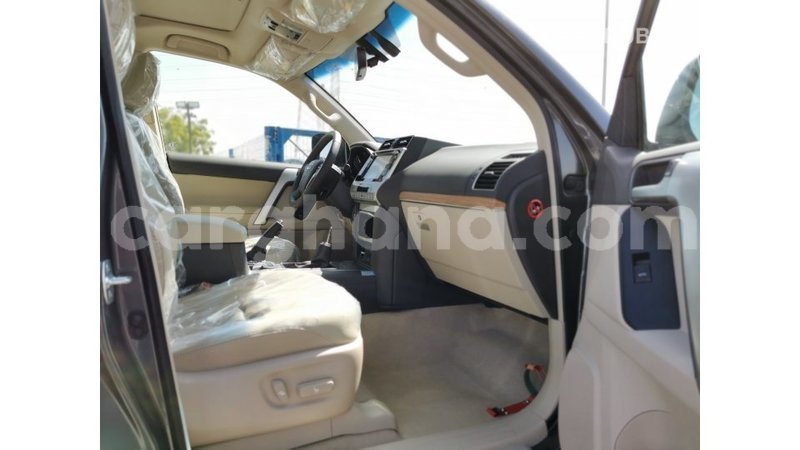 Big with watermark toyota prado ashanti import dubai 27690