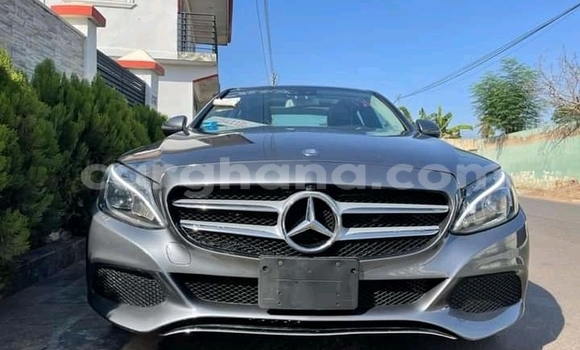 Buy Used Mercedes-Benz E200 Other Car in Accra in Greater Accra Buy Used Mercedes-Benz E200 Other Car in Accra in Greater Accra