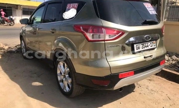 Sayi Na hannu Ford V8 Sauran Mota in Accra a Greater Accra Sayi Na hannu Ford V8 Sauran Mota in Accra a Greater Accra