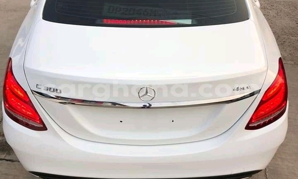 Buy Used Mercedes‒Benz 300–Series White Car in Accra in Greater Accra Buy Used Mercedes‒Benz 300–Series White Car in Accra in Greater Accra