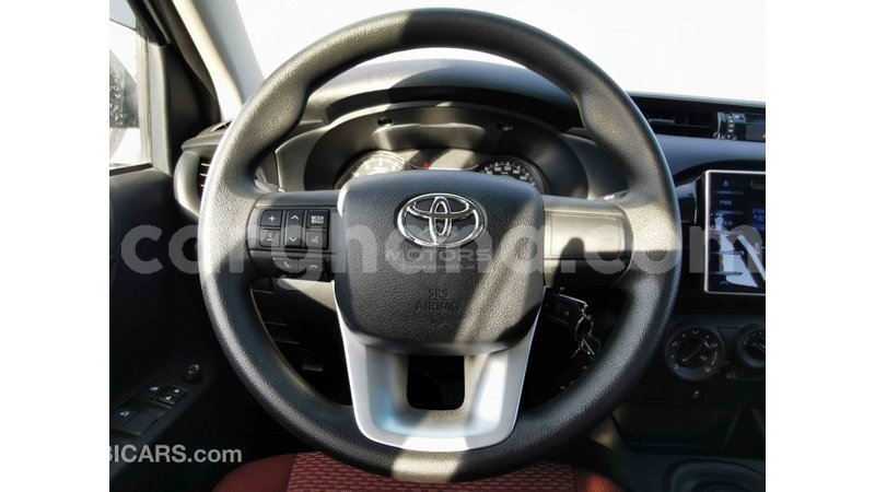 Big with watermark toyota hilux ashanti import dubai 27809