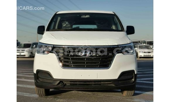 Buy Import Hyundai Cargo White Car in Import - Dubai in Ashanti Buy Import Hyundai Cargo White Car in Import - Dubai in Ashanti