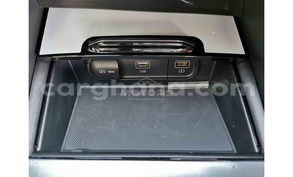 Sayi Imported Kia K5 White Mota in Import - Dubai a Ashanti Sayi Imported Kia K5 White Mota in Import - Dubai a Ashanti