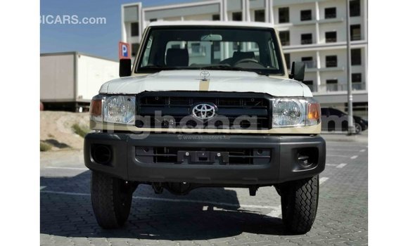 Ra Imported Toyota Land Cruiser Alagara Ọkọ̀ in Import - Dubai ni Ashanti Ra Imported Toyota Land Cruiser Alagara Ọkọ̀ in Import - Dubai ni Ashanti