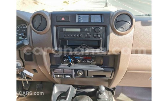 Ra Imported Toyota Land Cruiser Alagara Ọkọ̀ in Import - Dubai ni Ashanti Ra Imported Toyota Land Cruiser Alagara Ọkọ̀ in Import - Dubai ni Ashanti