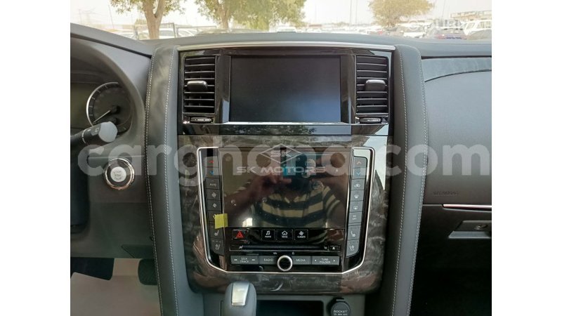 Big with watermark nissan patrol ashanti import dubai 27864