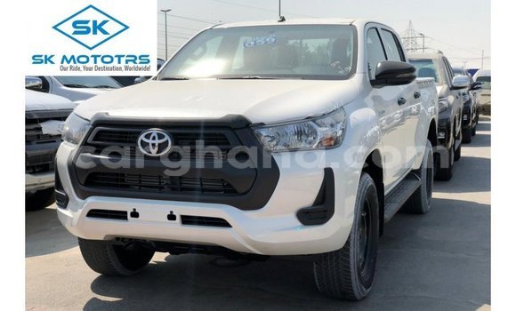 Buy Import Toyota Hilux White Car in Import - Dubai in Ashanti Buy Import Toyota Hilux White Car in Import - Dubai in Ashanti