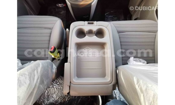 Sayi Imported Hyundai Cargo White Mota in Import - Dubai a Ashanti Sayi Imported Hyundai Cargo White Mota in Import - Dubai a Ashanti