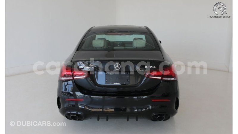 Big with watermark mercedes benz a200 ashanti import dubai 27894