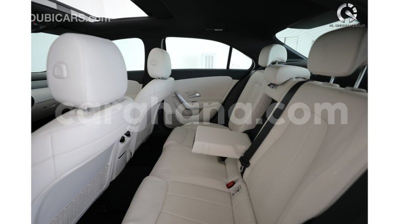 Big with watermark mercedes benz a200 ashanti import dubai 27894