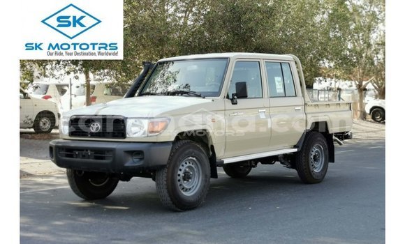 Sayi Imported Toyota Land Cruiser M Mota in Import - Dubai a Ashanti Sayi Imported Toyota Land Cruiser M Mota in Import - Dubai a Ashanti