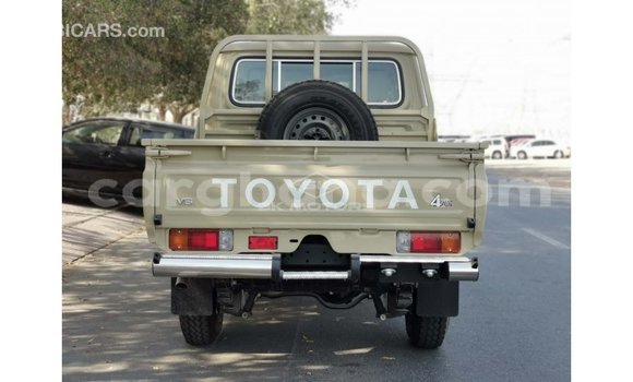 Sayi Imported Toyota Land Cruiser M Mota in Import - Dubai a Ashanti Sayi Imported Toyota Land Cruiser M Mota in Import - Dubai a Ashanti