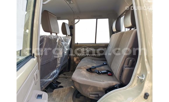 Sayi Imported Toyota Land Cruiser M Mota in Import - Dubai a Ashanti Sayi Imported Toyota Land Cruiser M Mota in Import - Dubai a Ashanti