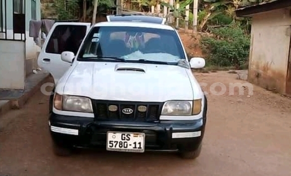 Buy Used Kia Sportage White Car in Accra in Greater Accra Buy Used Kia Sportage White Car in Accra in Greater Accra