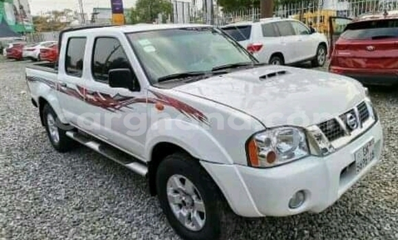 Buy Used Nissan Frontier White Car in Accra in Greater Accra