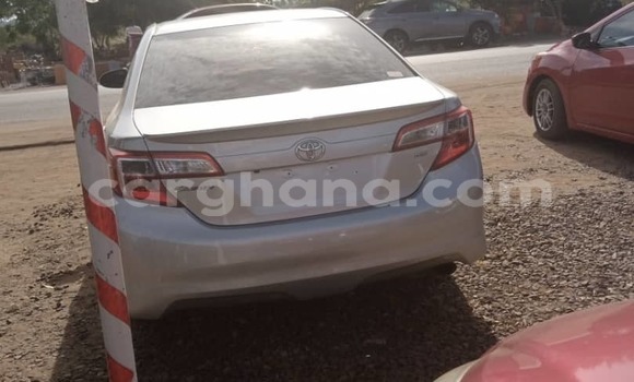 Sayi Na hannu Toyota Camry Azurfa Mota in Accra a Greater Accra Sayi Na hannu Toyota Camry Azurfa Mota in Accra a Greater Accra