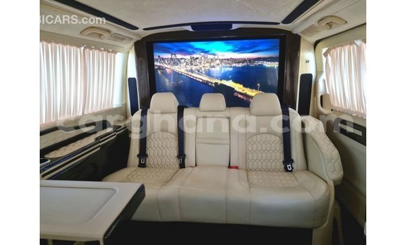 Sayi Imported Mercedes‒Benz Vito Black Babbar mota in Import - Dubai a Ashanti Sayi Imported Mercedes‒Benz Vito Black Babbar mota in Import - Dubai a Ashanti