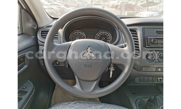 Buy Import Mitsubishi L200 White Car in Import - Dubai in Ashanti Buy Import Mitsubishi L200 White Car in Import - Dubai in Ashanti