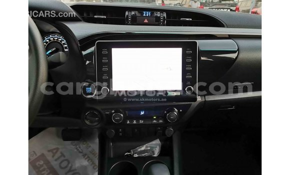 Buy Import Toyota Hilux White Car in Import - Dubai in Ashanti Buy Import Toyota Hilux White Car in Import - Dubai in Ashanti