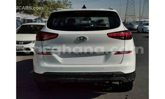 Buy Import Hyundai Tucson White Car in Import - Dubai in Ashanti Buy Import Hyundai Tucson White Car in Import - Dubai in Ashanti