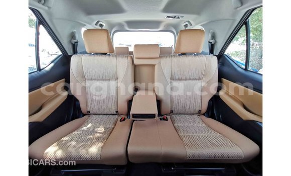 Buy Import Toyota Fortuner White Car in Import - Dubai in Ashanti Buy Import Toyota Fortuner White Car in Import - Dubai in Ashanti