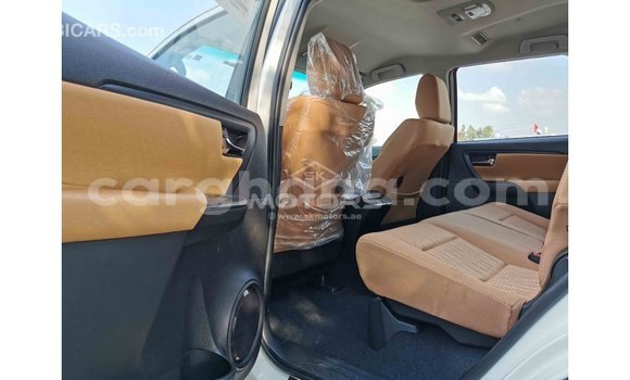 Buy Import Toyota Fortuner White Car in Import - Dubai in Ashanti Buy Import Toyota Fortuner White Car in Import - Dubai in Ashanti