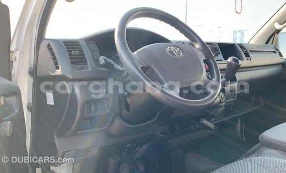 Buy Import Toyota Hiace White Car in Import - Dubai in Ashanti Buy Import Toyota Hiace White Car in Import - Dubai in Ashanti