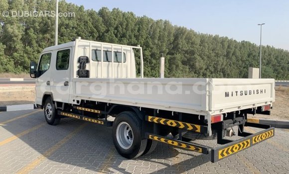 Ra Imported Mitsubishi i funfun Ọkọ̀ in Import - Dubai ni Ashanti Ra Imported Mitsubishi i funfun Ọkọ̀ in Import - Dubai ni Ashanti