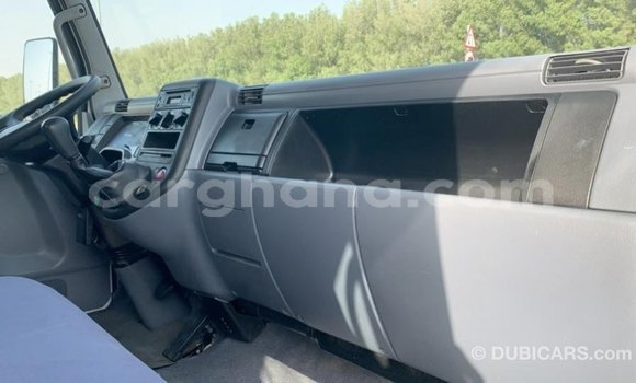 Ra Imported Mitsubishi i funfun Ọkọ̀ in Import - Dubai ni Ashanti Ra Imported Mitsubishi i funfun Ọkọ̀ in Import - Dubai ni Ashanti